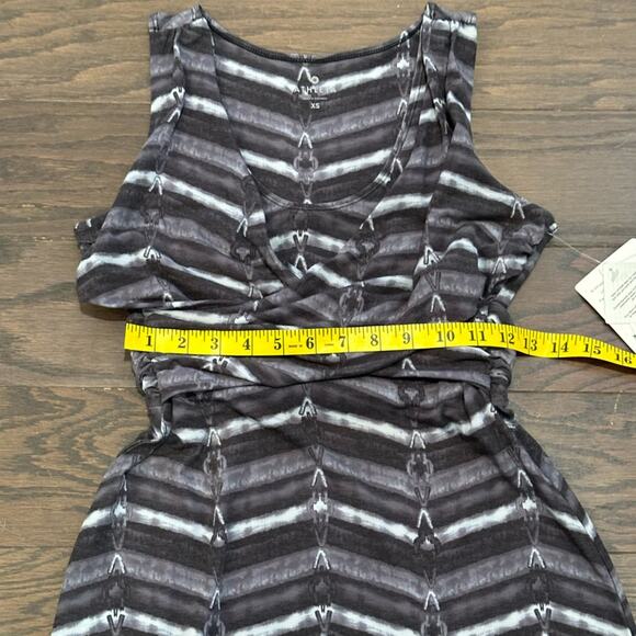 Athleta Printed Adrian Faux Wrap Sporty Dress Size XS NWT - Picture 5 of 10